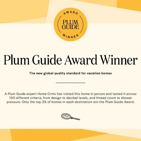 Plum Guide - A Riverside Reservation Apartamento *
